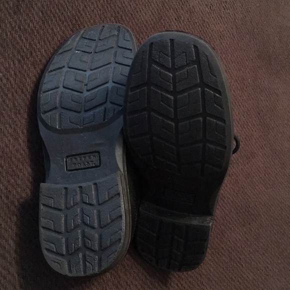 Boys Black Dress shoes - 4M - Picture 2 of 3